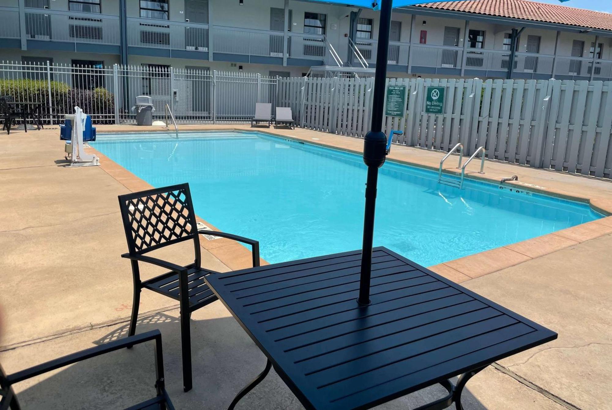 Travelodge By Wyndham Tuscaloosa Eksteriør bilde